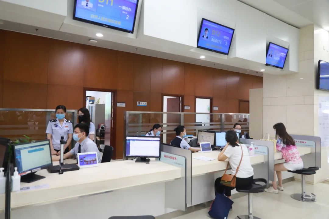 六税两费减半政策落地光谷，3.2万家小微企业将受益